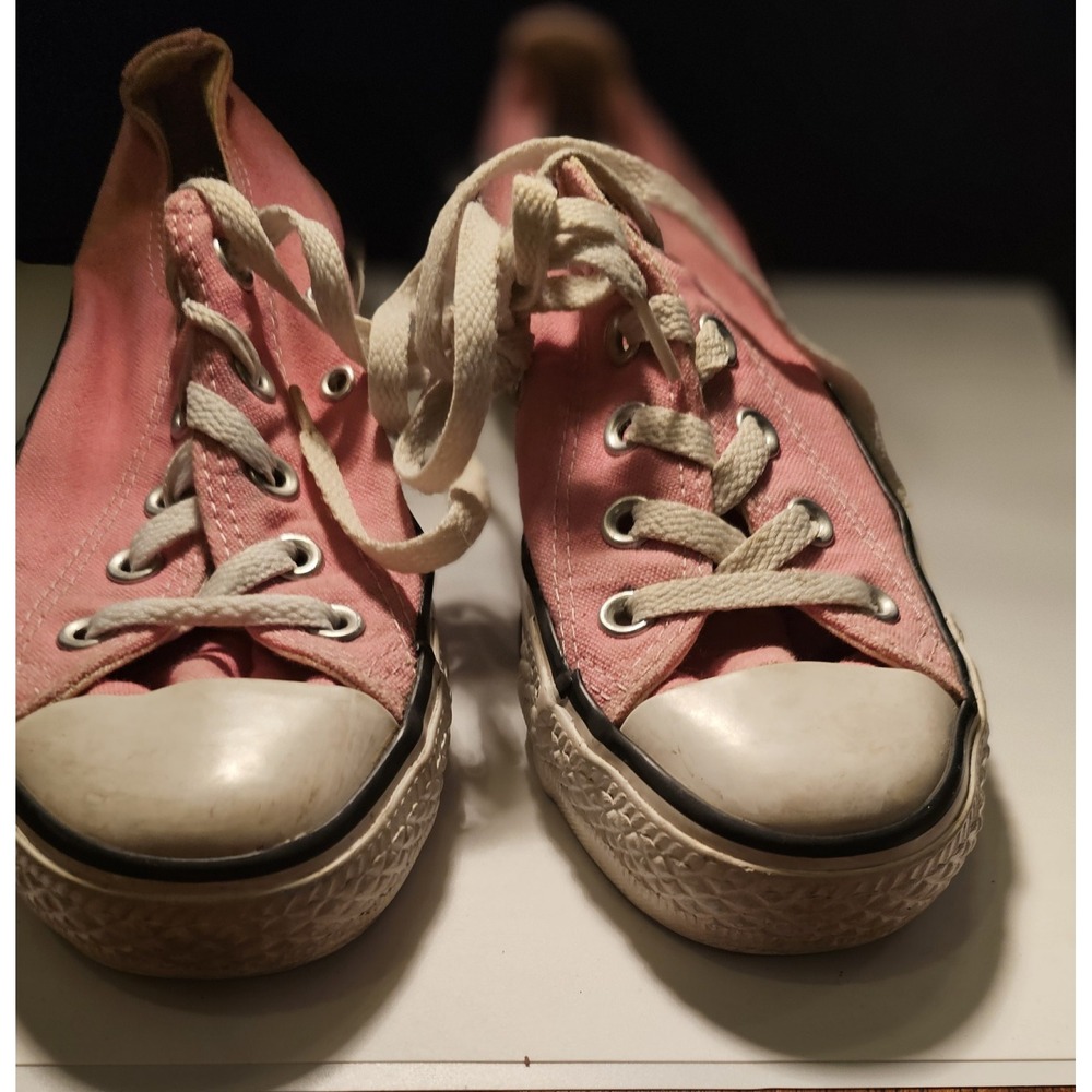 Converse All Star Womens Sz 6 Salmon Pink Lace Up Casual Sneakers